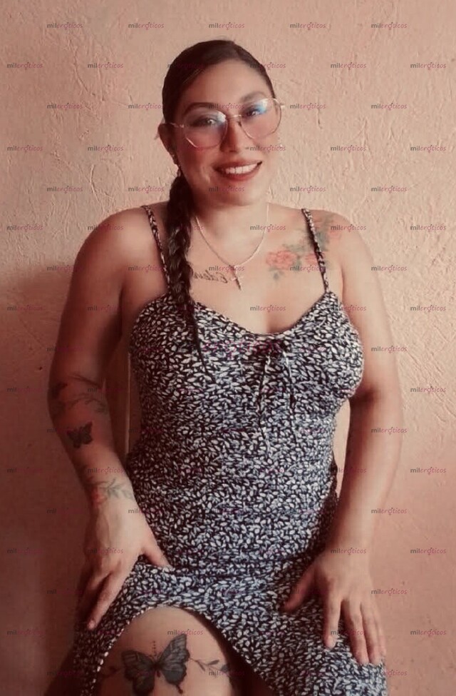 FOTOS DE CORAL UNA RICA JOVEN MORENA QUE LE GUSTA DIVERTIRSE