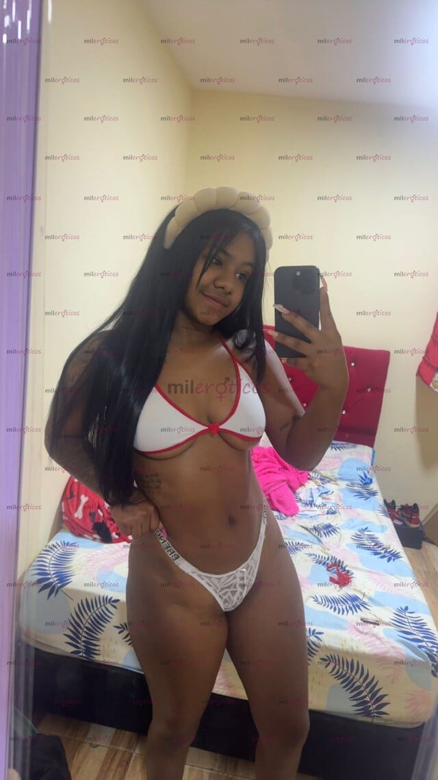 FOTOS DE HERMOSA Y CALIENTE EN TODO MOMENTO DÉJAME HACERTE EL AMOR RICO EN LA CAMA