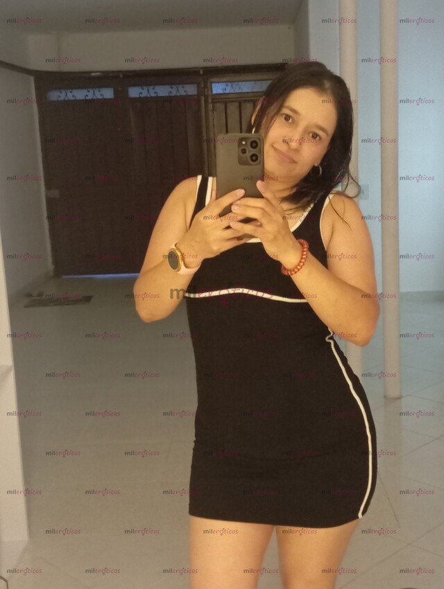 FOTOS DE HERMOSA, JUGUETONA, AMABLE Y COMPLACIENTE.