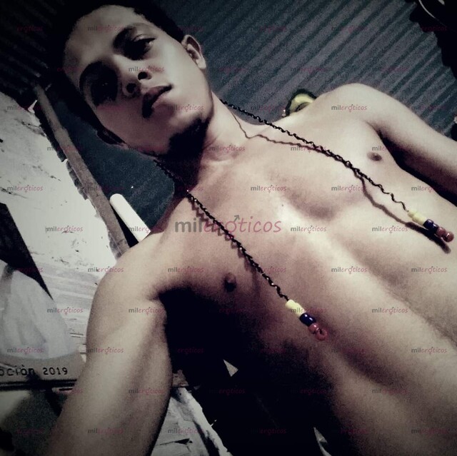 FOTOS DE UN HOMBRE TRANQUILO QUE VIVE LA VIDA SEGÚN VALLA FLUYENDO