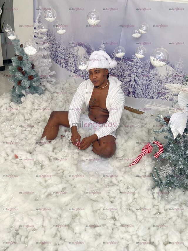 FOTOS DE MORENO DE CUERPO ATLÉTICO ME MIDE 24CM MUY ACTIVO