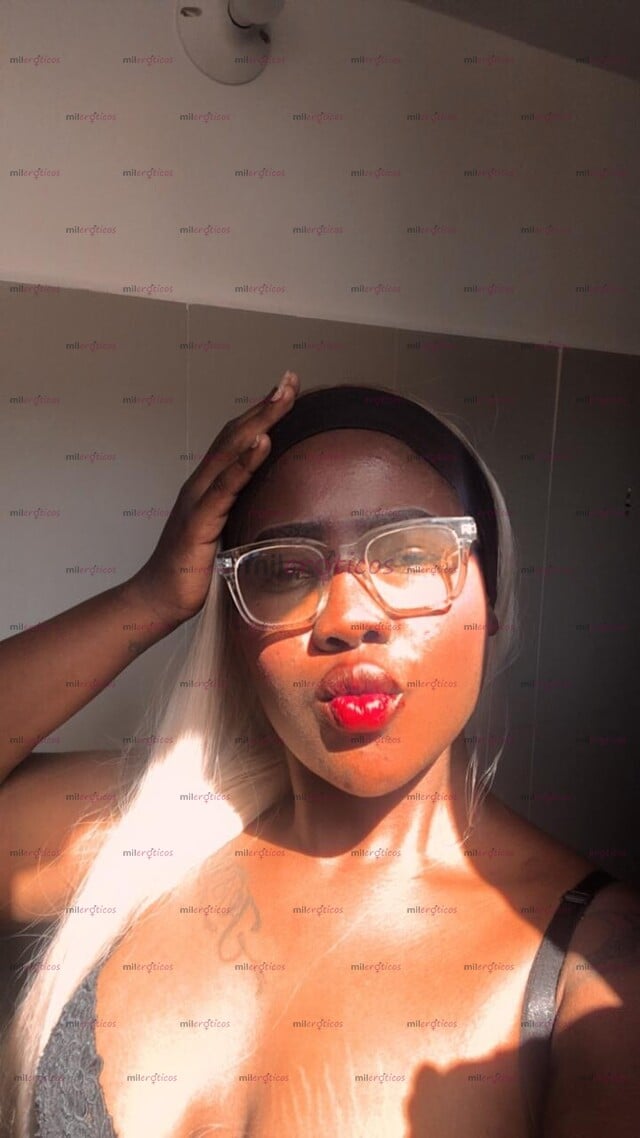 FOTOS DE ANDREA NEGRITA CALIENTE Y COMPLACIENTE AGO ORAL MUY RICO SOY SUPER BUENO EN EL