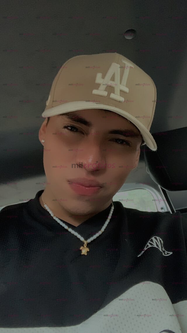 FOTOS DE JOVEN DISPONIBLE EN TU CIUDAD ESCRIBEME 3134345524