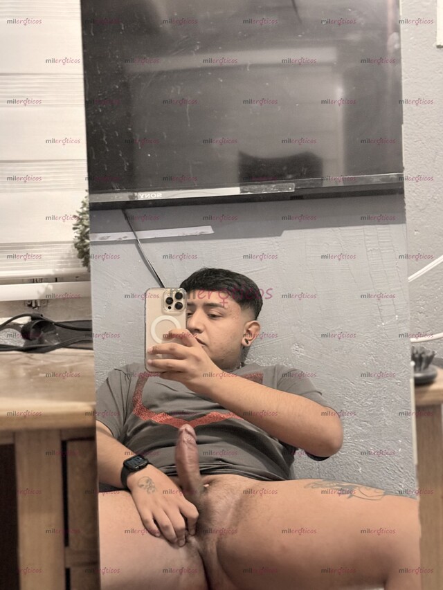 FOTOS DE JOVEN MASCULINO Y MUY CALIENTE LISTO PARA COMPLACER TUS IDEAS