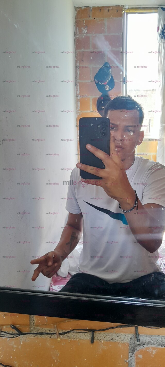 FOTOS DE SOY ANDRES SOY. DESCOMPLICADO ME ME MIDO A TODO