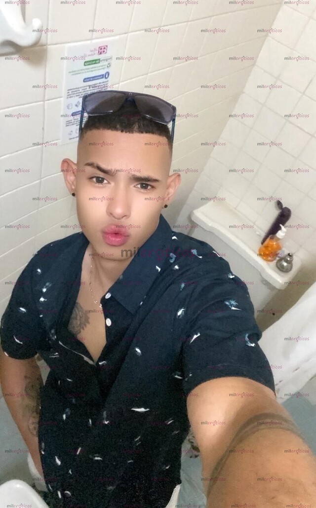 FOTOS DE YEISON DETONADOR DE CULOS GOLOSOS EXPERTO EN DAR GARROTE VERGA DURA LECHERA