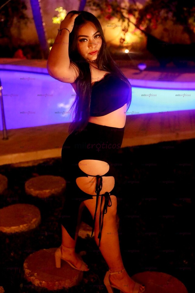 FOTOS DE HAZME TUYA MI REY , ESTOY DISPONIBLE 24 7 PARA TI PAPI.