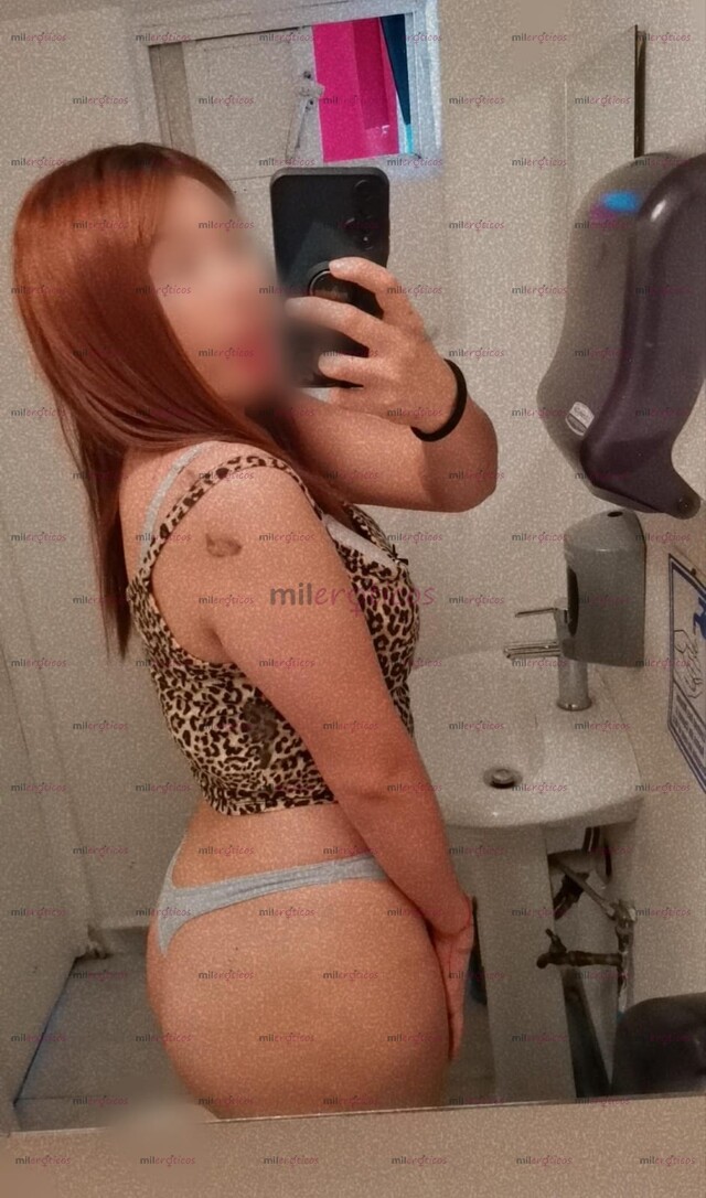 FOTOS DE DISFRUTA DE VER MIS NALGAS REBOTAR MIENTRAS ME NALGUEAS SUAVEMENTE