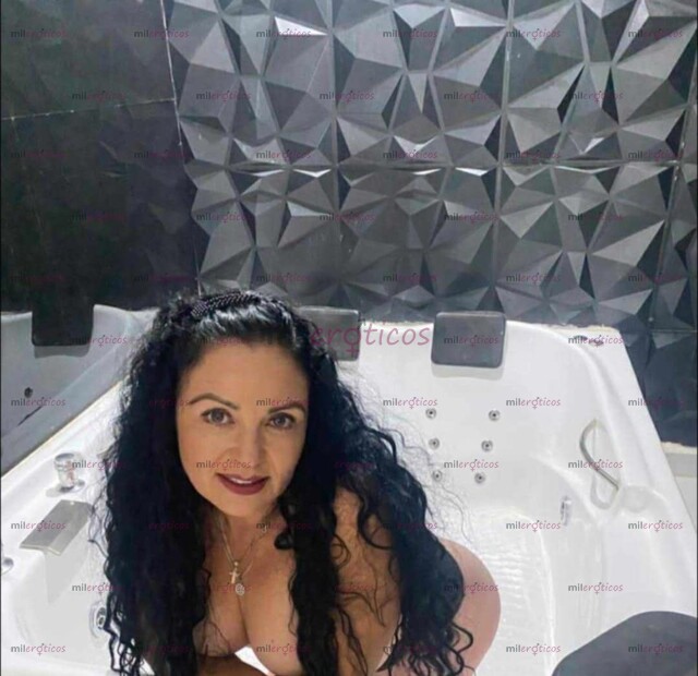 FOTOS DE MUJER ARDIENTE Y PROVOCADORA PARA FANTASÍAS INOLVIDABLES