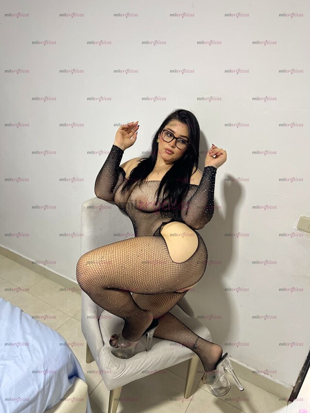 FOTOS DE HERMOSA NENA TROSUDA . CALIENTE Y EXTROVERTIDA!!