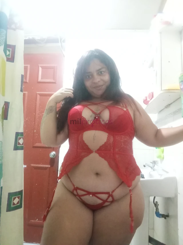 Hola guapo como estas soy maria jose una apasionada venezolana amp culona recien empezando de scort ven a disfrutar de mi rico cuerpo y recibir un tra...