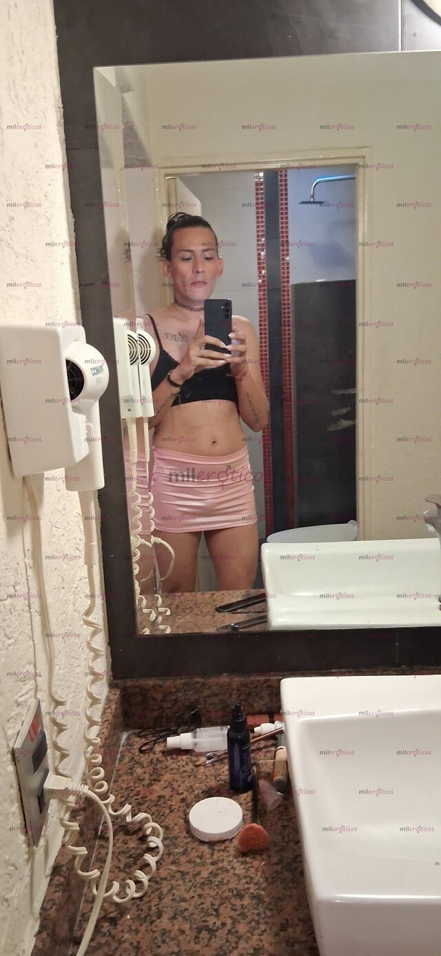 FOTOS DE DANIELA PRODAN, TV PASIVA. CALIENTE Y JUGUETONA.