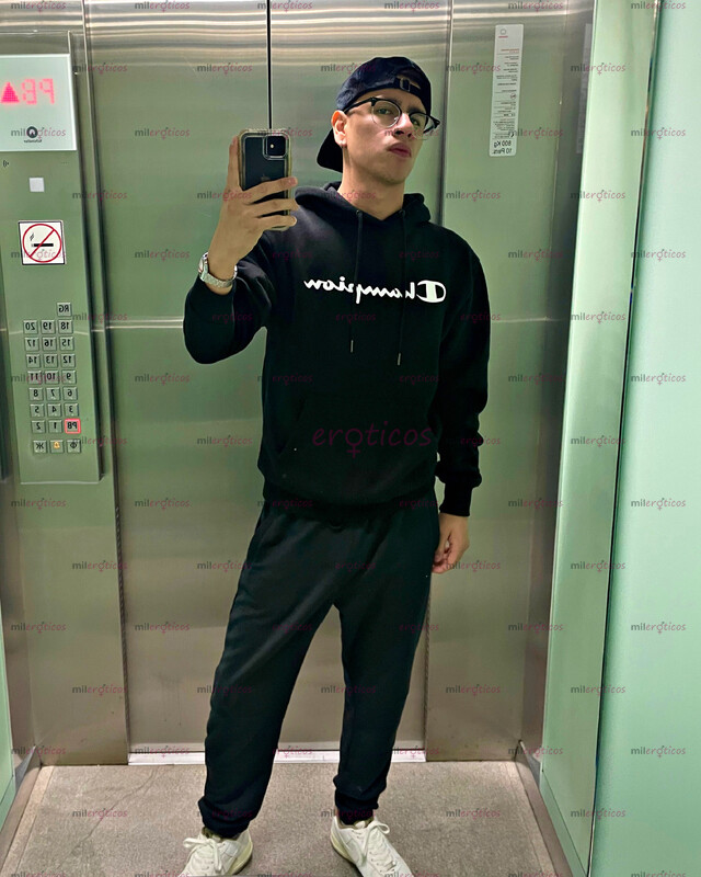 FOTOS DE ESCORT SEXUAL O ACOMPAÑANTE, CALIENTE Y COMPLACIENTE.