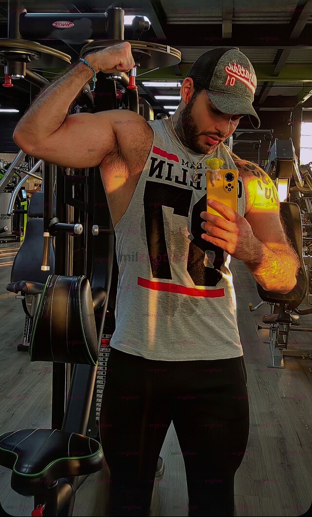 FOTOS DE XXL 22 CM Y CULON AGUANTADOR DISPUESTO A COMPLACERTE..!!