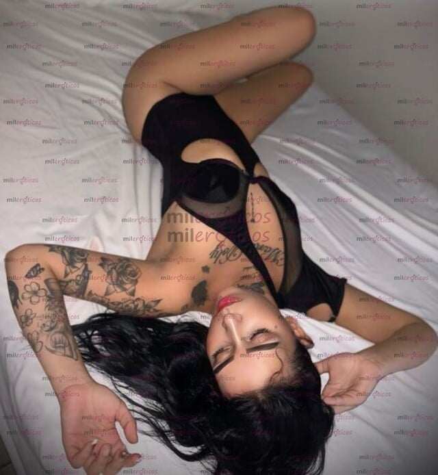 FOTOS DE HOLA AMORES SOY UNA SEXY COLOMBIANA RECIÉN LLEGADA A TULUM