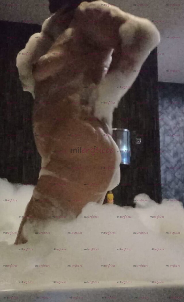 FOTOS DE MILF CULONA, CACHONDA Y COGELONA EN EL CENTRO DE LA CIUDAD CON LUGAR.