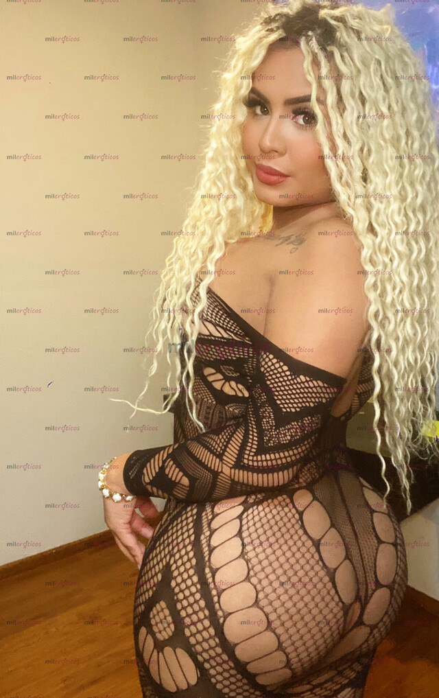 FOTOS DE ESPECTACULAR TRANS ACTIVA Y FEMENINA AMBOS ROLES, DE VISITA CON LUGAR