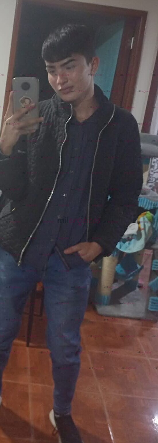 FOTOS DE JOVEN POLLITO, DISPONIBLE PARA COMPLACER TUS NECESIDADES SEXUALES!