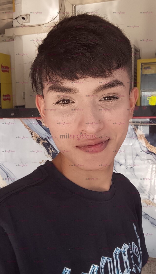 FOTOS DE JOVEN POLLITO, DISPONIBLE PARA COMPLACER TUS NECESIDADES SEXUALES!