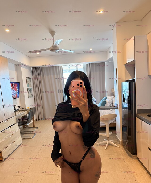 FOTOS DE LLEGO LA SEXY Y HERMOSA EMI 23 AÑOS JOVENCITA