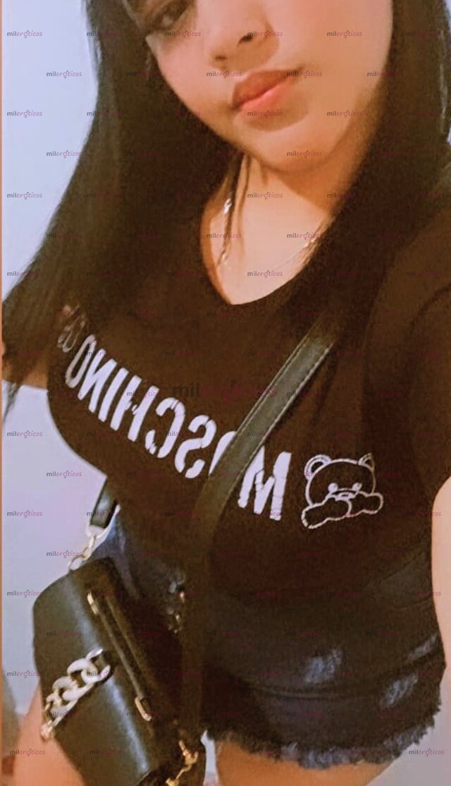 FOTOS DE ME ENCANTA FOLLAR HASTA QUE LAS PIERNAS ME TIEMBLEN...