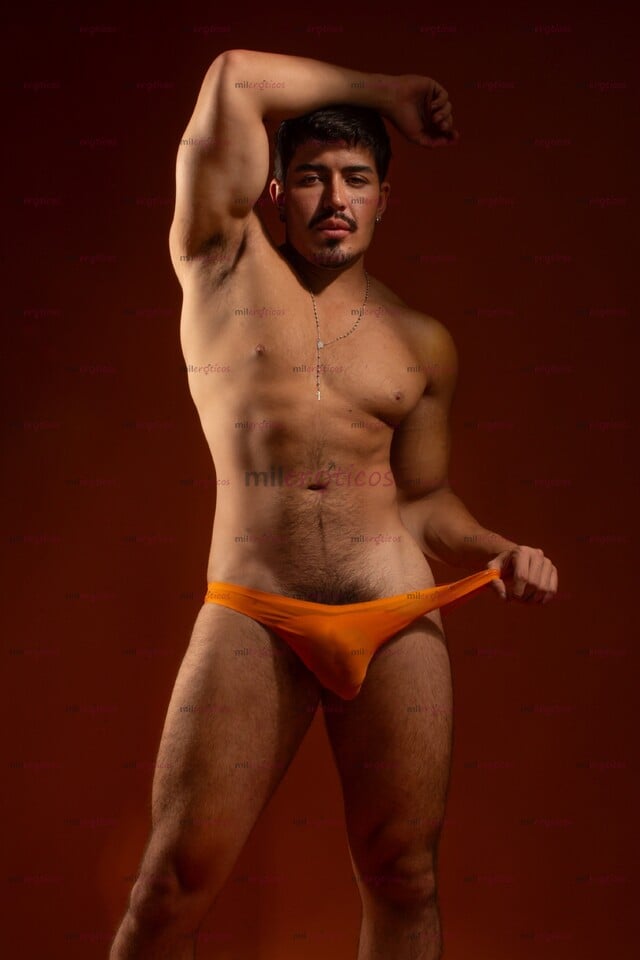 FOTOS DE EXCLUSIVO! VERGÓN GRUESO MUSCULOSO DISPONIBLE