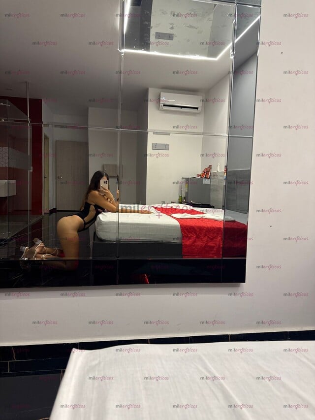 FOTOS DE UNA UNIVERSITARIA PUTICA, DÁNDOME DURO