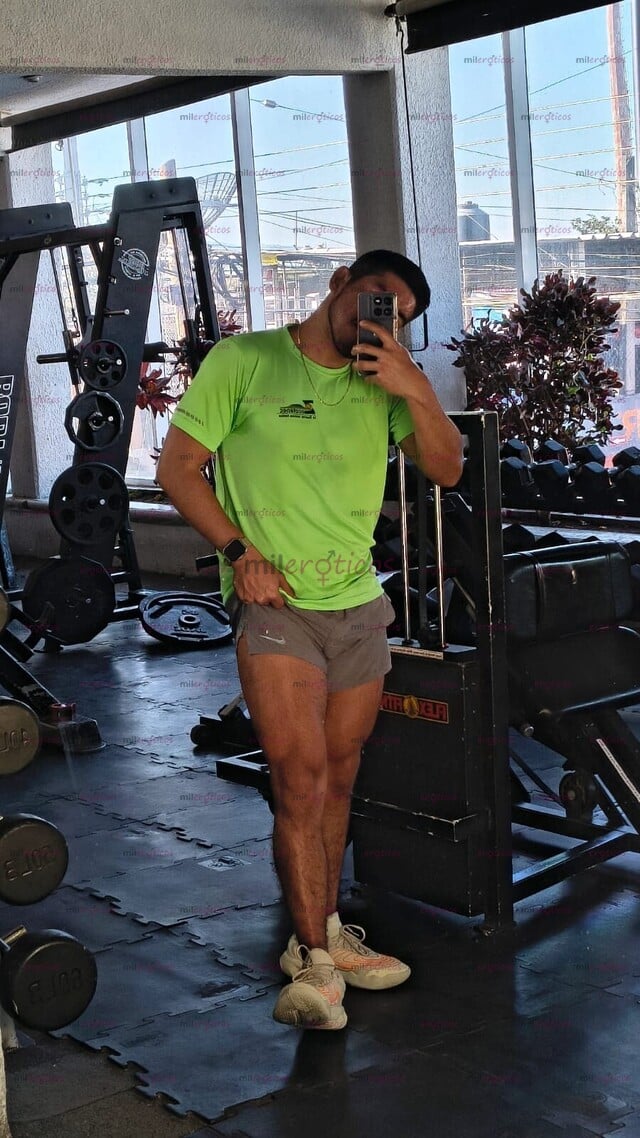 FOTOS DE JOVEN CALIENTE , COMPLACIENTE PARA PASAR UN BUEN RATO.(ATIENDO POR CITA.)