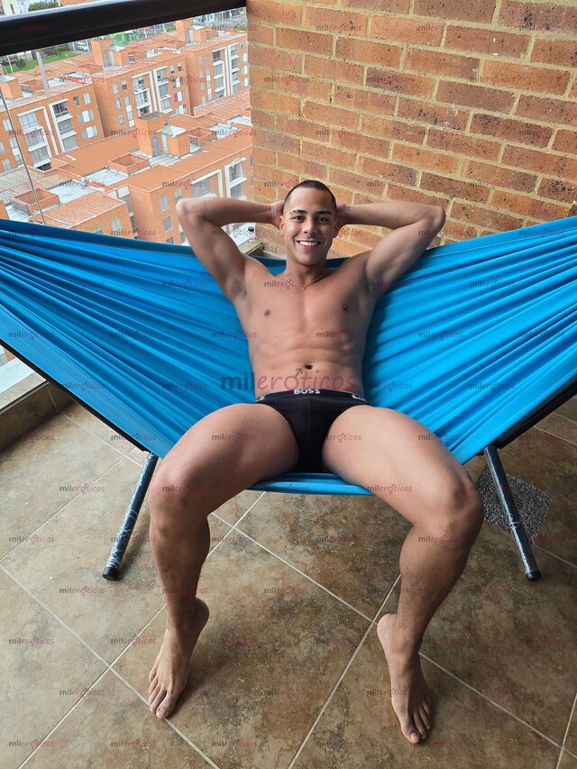 FOTOS DE MODELIA HECTOR DIAZ ACTIVO, MODELO MASAJISTA VERGON