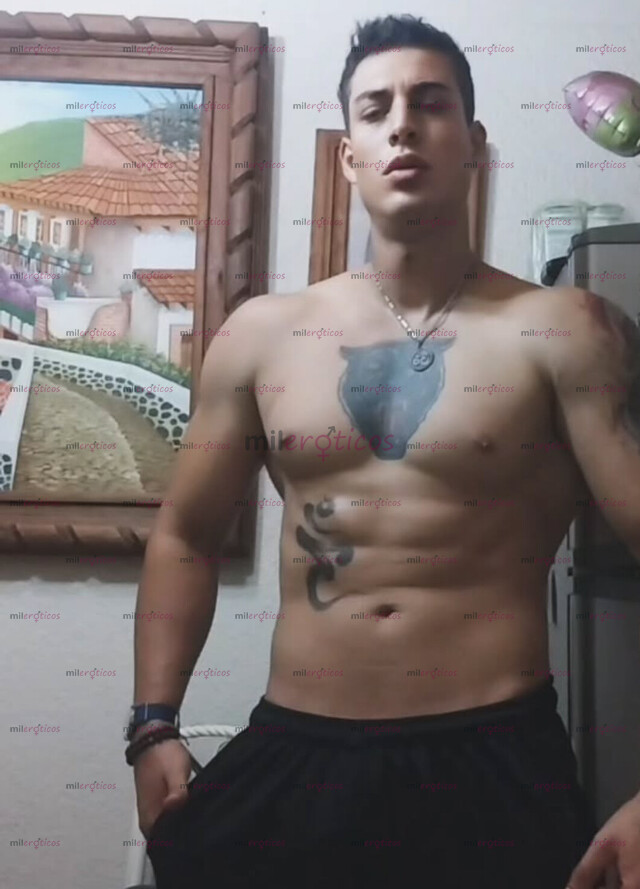 FOTOS DE ALTO MAMADO SEXY DOMINANTE CON UNA VERGOTA