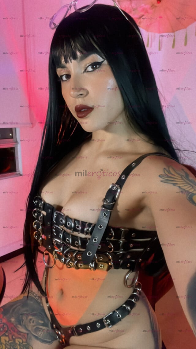 FOTOS DE CUERPO NATURAL, TATUADA, PELINEGRA, ROLA FETICHISTA POR VIDEOLLAMADA