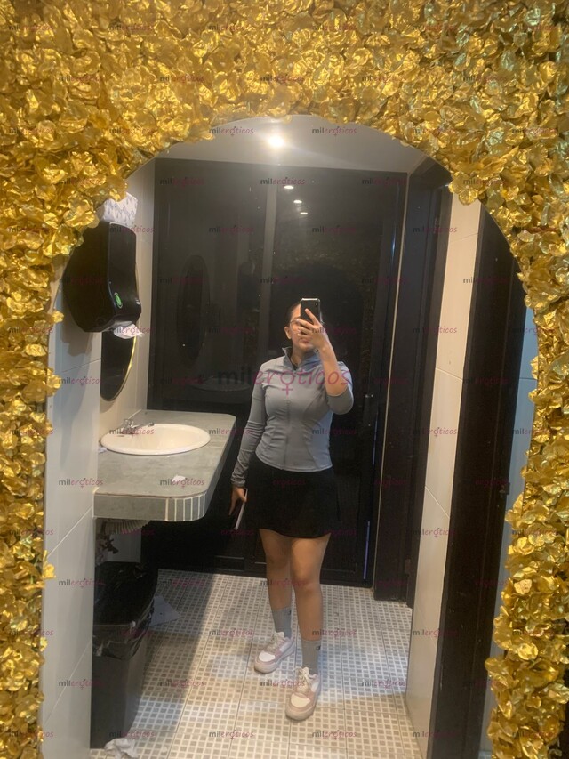 FOTOS DE NUEVA EN EL AMBIENTE, CARISMÁTICA Y ATRACTIVA