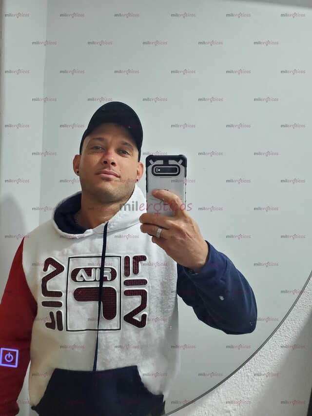 FOTOS DE SOY EL CUBANO QUE NECESITAS EN TU VIDA, FUERTOTE Y VERGÓN.