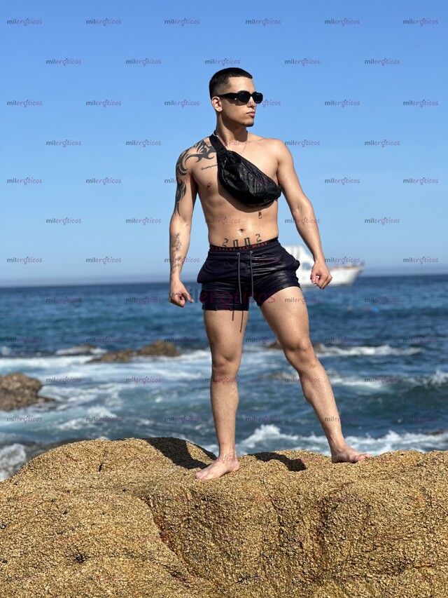 FOTOS DE ÚLTIMO DÍA HETERO CHAKAL VARONIL CON BUENA VERGA GRUESA TE ESPERA