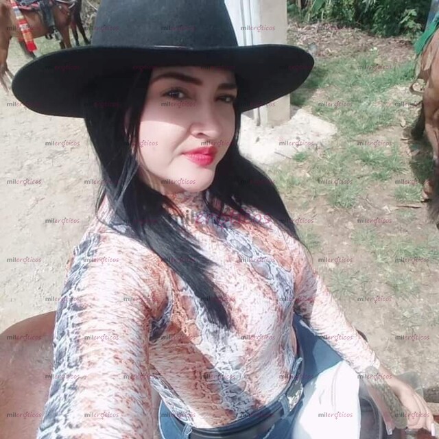 FOTOS DE SANTANDEREANA DE LUJO SUPER ARRECHA ESTRECHA HAZME VENIR A