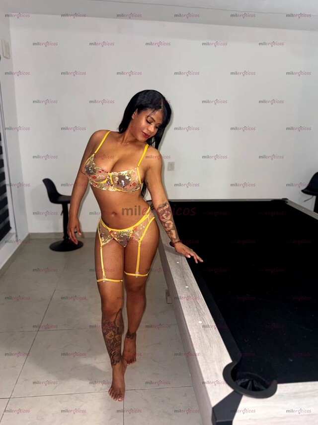 FOTOS DE HOLA AMOR SOY CALI, JUSTO PARA QUE ME METAS EL PALO Y LAS BOLAS BEBE