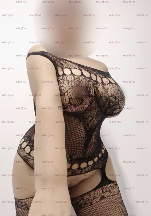 FOTOS DE CURBY GUAPA Y MUY SEXOSA VEN A PASARLA DELICIOSO AMOR