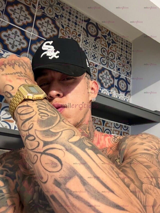 FOTOS DE ISAAC BROWN DISPONIBLE CHAVO VERGON19CM TE CUMPLO TUS FANTASÍAS