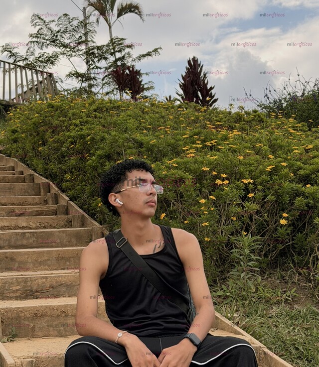 FOTOS DE POLLO 20 AÑOS VERGON, LECHERO Y MUY ARRECHO