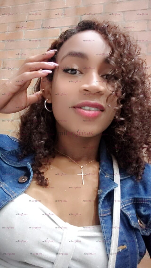 FOTOS DE CARNE FRESCA, BELLA MORENA ARRECHA PASIVA, NATURAL PARA TI MI AMOR HACEMOS TODO