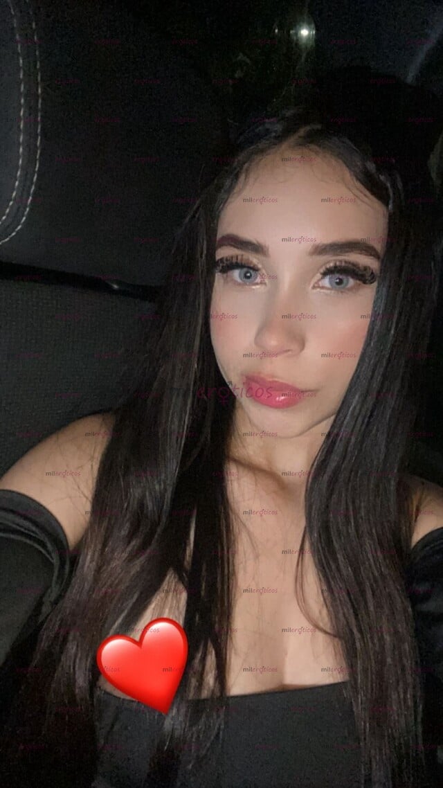 FOTOS DE MALEJA, PELIENGRA DELGADA Y UNUVERSITARIA SALVAJE