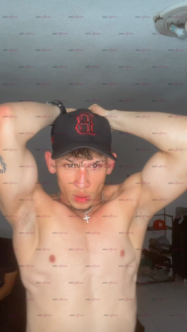 FOTOS DE HOLA BABY SOY RAFA,VENEZOLANO UN CHICO MUY CALIENTE Y DOTADO