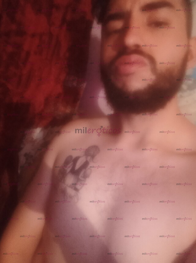 FOTOS DE HOMBRE LLENO DE VIGOR, LISTO PARA BRINDAR SUS SERVICIOS