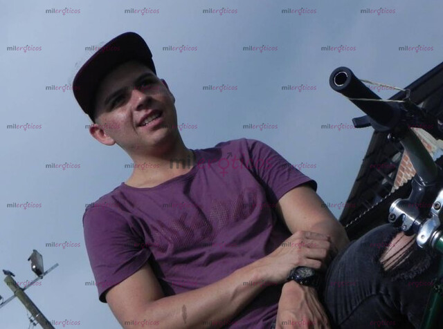 FOTOS DE JOVEN DISPUESTO A COMPLACERTE Y HACERTE SENTIR MUJER DE NUEVO