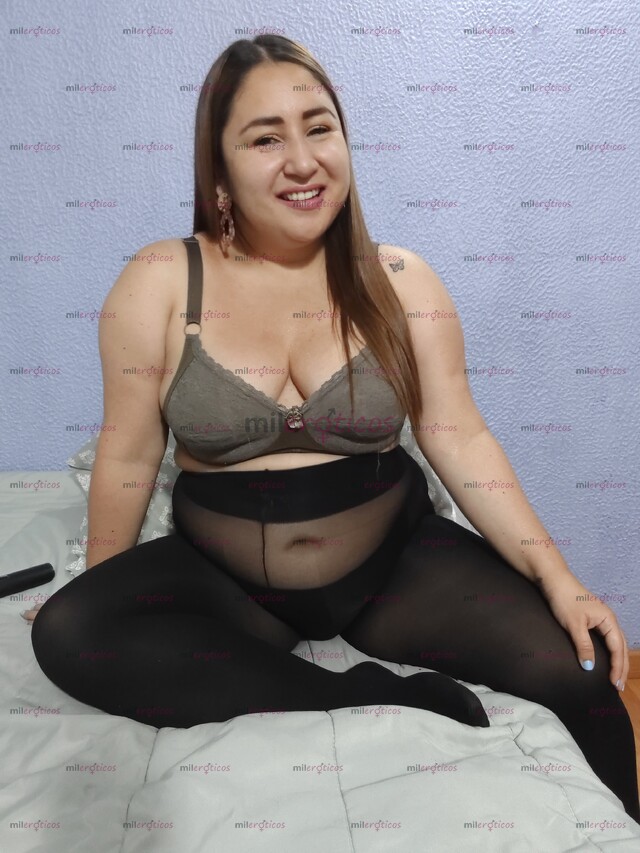 FOTOS DE SUMMER, GORDITA HERMOSA COMPLACIENTE SQUIRT O LLUVIA DORADA