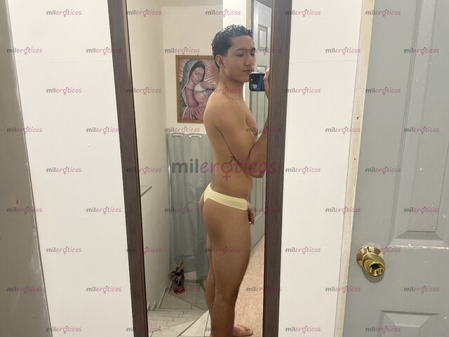 FOTOS DE NENE CACHONDO, PITUDO Y NALGO CON LUGAR LISTO PARA TI