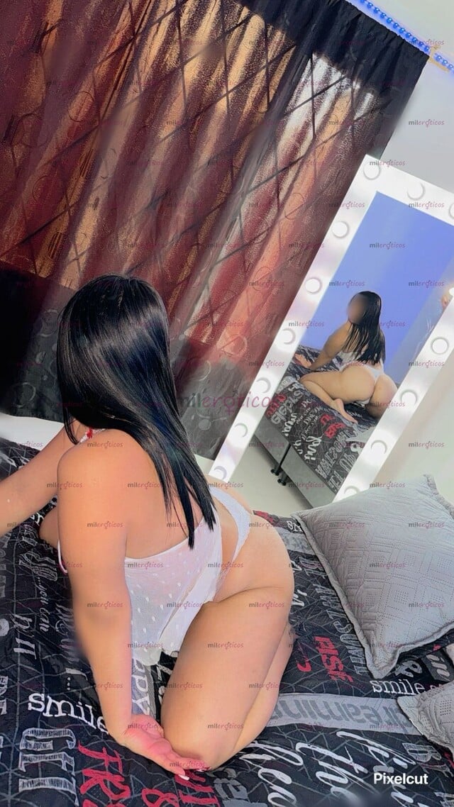 FOTOS DE MANUELA, 20 AÑOS, PIEL CANELA RADIANTE, CUERPO QUE INVITA A PERDERSE.