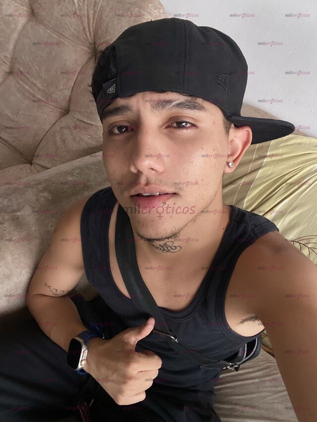 FOTOS DE LLEGO UN JOVEN SEXY & MUY CACHONDO A TU CUIDAD
