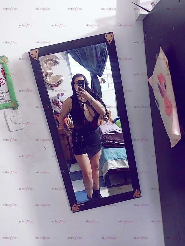 FOTOS DE DAMA PAISA CURVI LENEA PELO LARGO CON GANAS DE HACERTE PASAR UNA NOCHECINCREIBLE