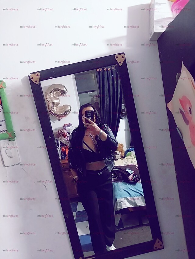 FOTOS DE DAMA PAISA CURVI LENEA PELO LARGO CON GANAS DE HACERTE PASAR UNA NOCHECINCREIBLE